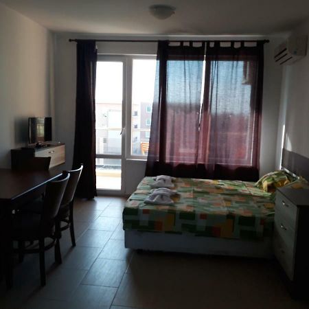 Anna Marina Apartments Sveti Vlas Eksteriør billede