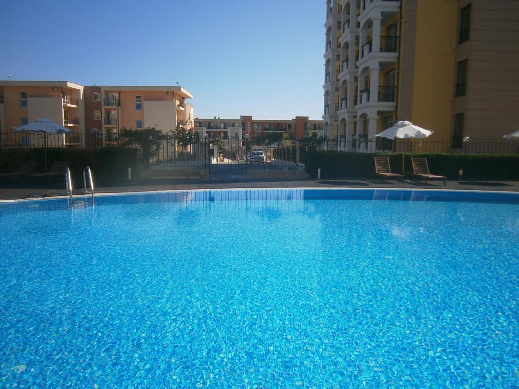 Anna Marina Apartments Sveti Vlas Eksteriør billede
