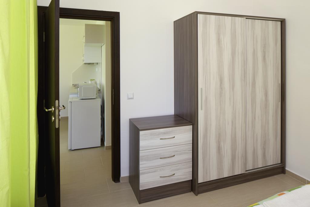 Anna Marina Apartments Sveti Vlas Eksteriør billede