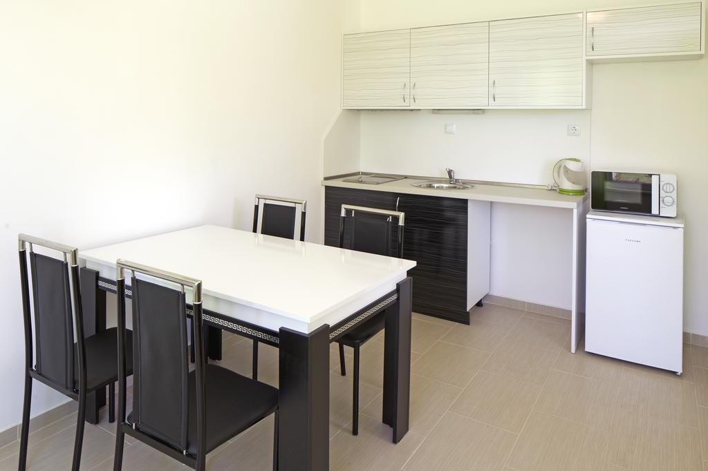 Anna Marina Apartments Sveti Vlas Eksteriør billede