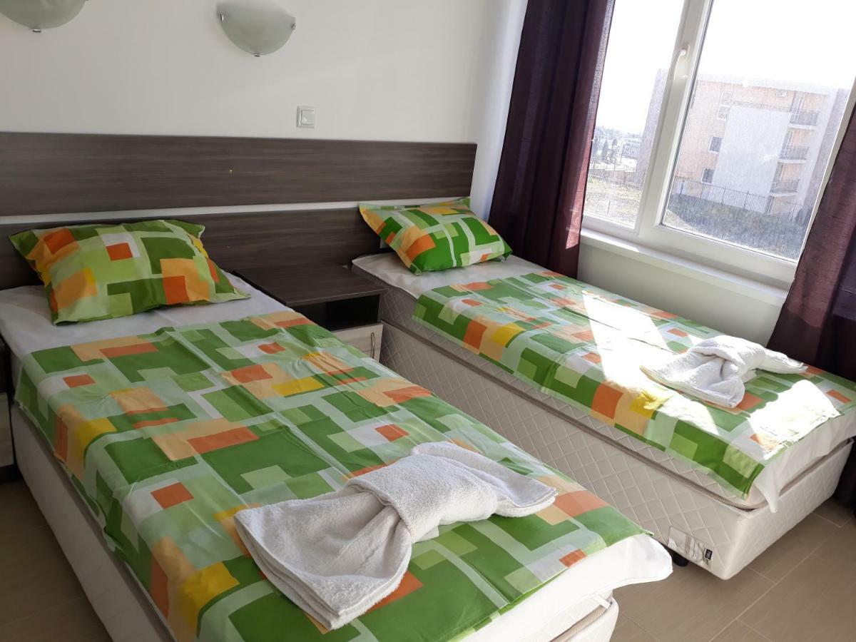 Anna Marina Apartments Sveti Vlas Eksteriør billede